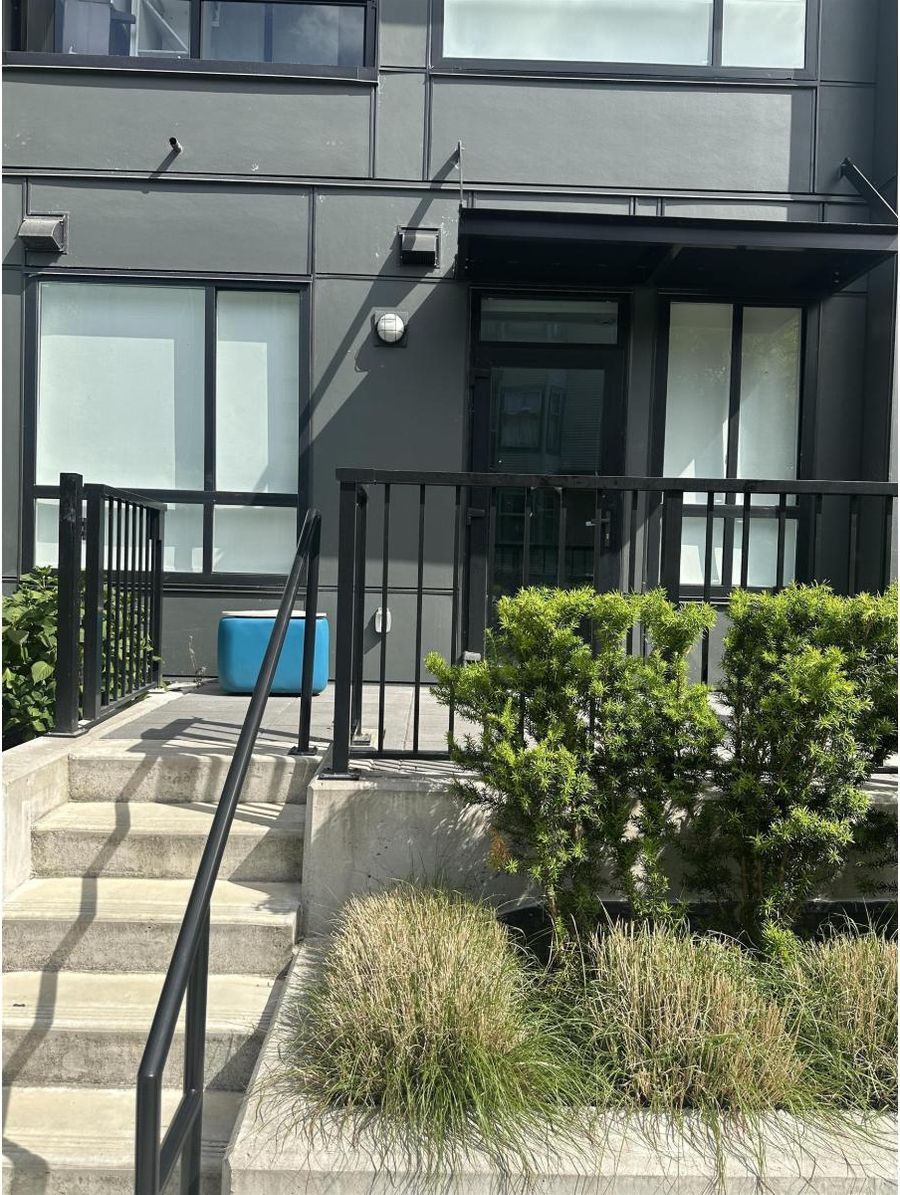 W111 13838 108 AVENUE, Surrey
