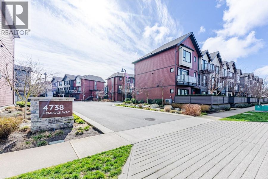 185 4738 HEMLOCK WAY, Tsawwassen