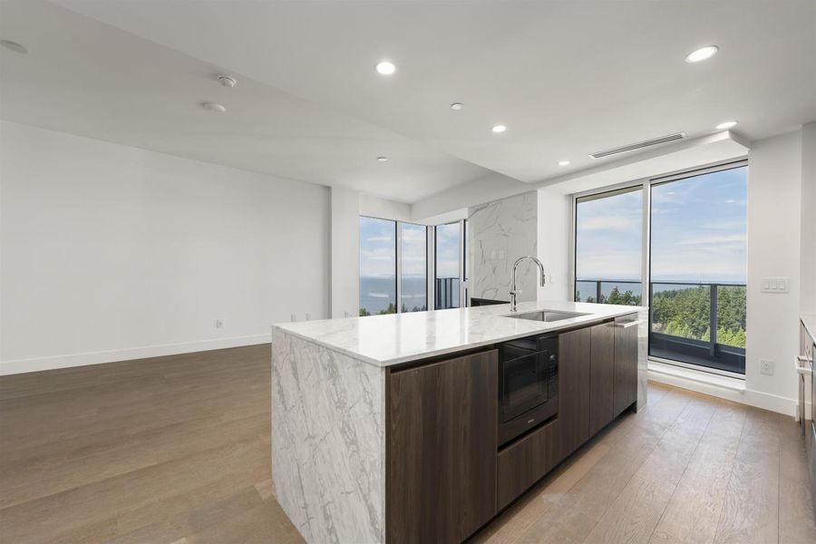 1401 1475 FOSTER STREET, White Rock