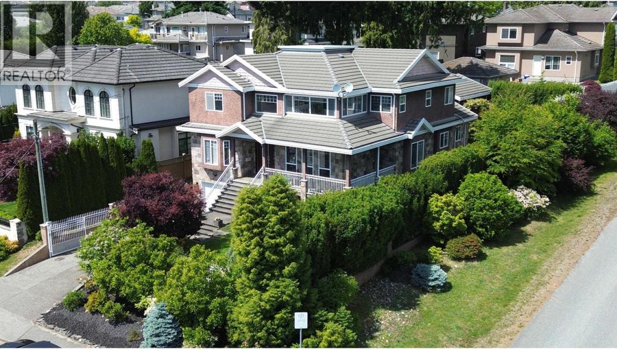6087 MCKEE STREET, Burnaby