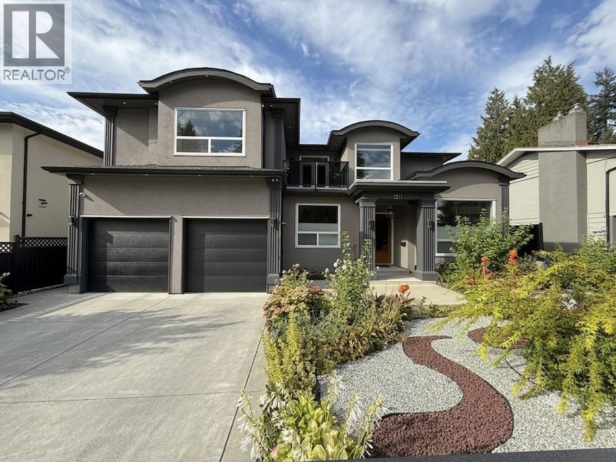 1211 FOSTER AVENUE, Coquitlam