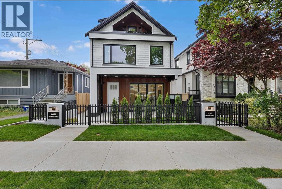 1 182 ONTARIO PLACE, Vancouver