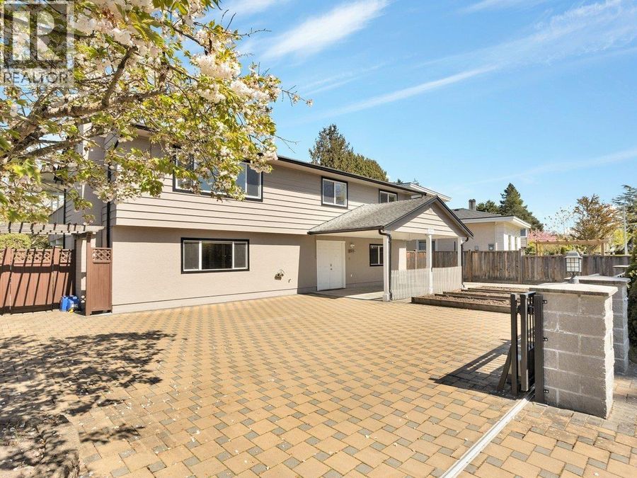 6500 AZURE ROAD, Richmond