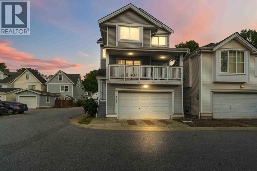 313 3000 RIVERBEND DRIVE, Coquitlam