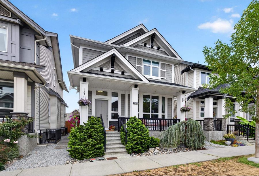 20479 77B AVENUE, Langley